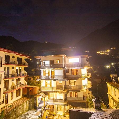 Wow Stayz2 Hotel The Lodge Дхарамсала Екстериор снимка