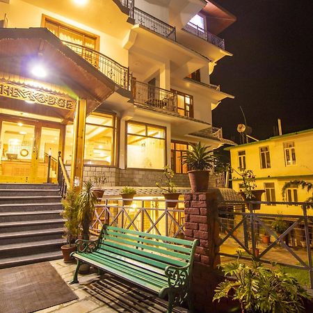 Wow Stayz2 Hotel The Lodge Дхарамсала Екстериор снимка