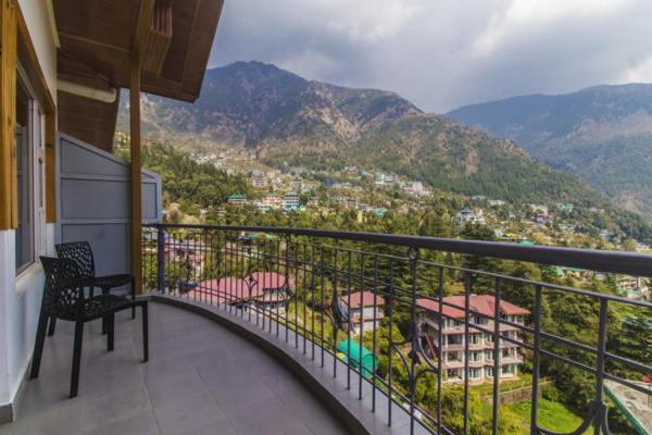 Wow Stayz2 Hotel The Lodge Дхарамсала Екстериор снимка