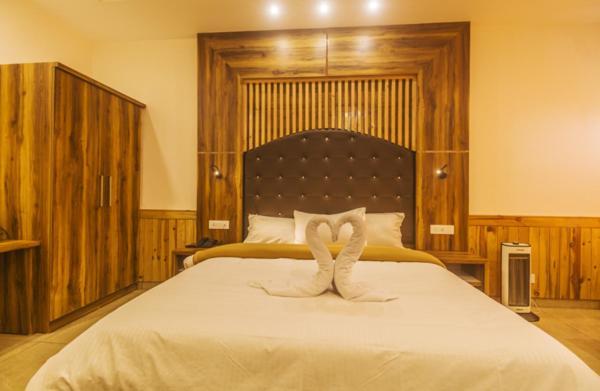 Wow Stayz2 Hotel The Lodge Дхарамсала Екстериор снимка