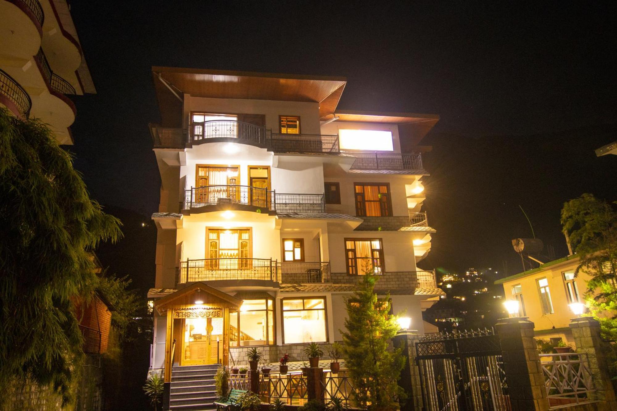 Wow Stayz2 Hotel The Lodge Дхарамсала Екстериор снимка